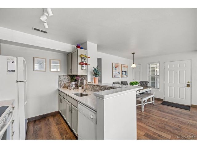 6711 S Ivy Way A2, Centennial, CO 80112