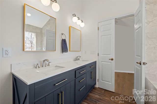 6107 Park Hill Road, Charlotte, NC 28277