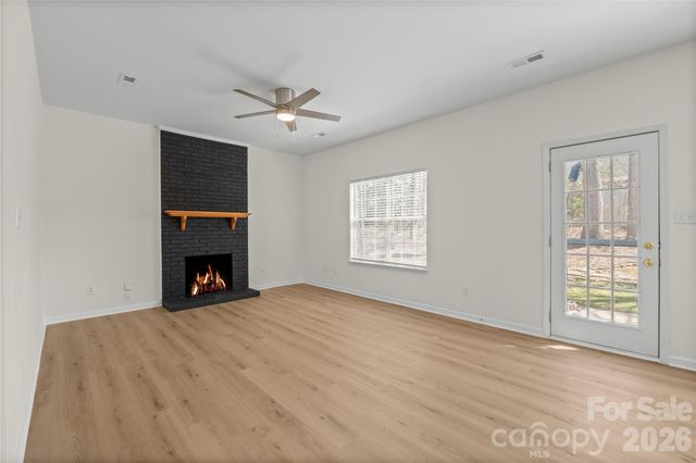 6107 Park Hill Road, Charlotte, NC 28277