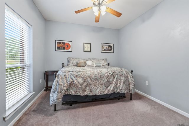 12132 River Highlands, St Amant, LA 70774