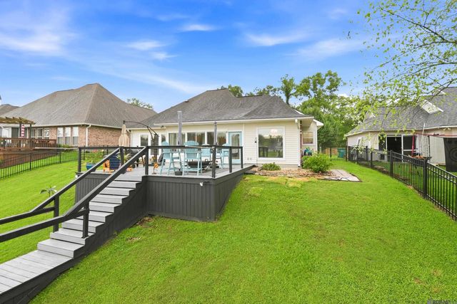 12132 River Highlands, St Amant, LA 70774