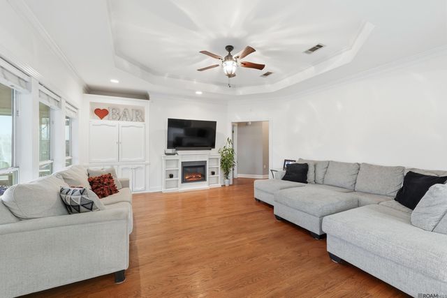 12132 River Highlands, St Amant, LA 70774
