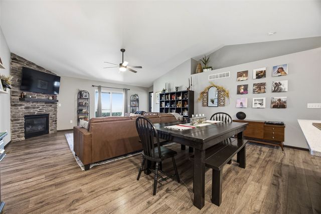 1410 Legend Drive, Tiffin, IA 52340