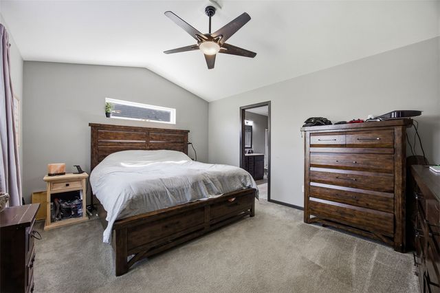 1410 Legend Drive, Tiffin, IA 52340