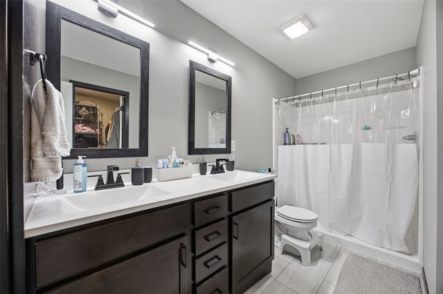 1410 Legend Drive, Tiffin, IA 52340