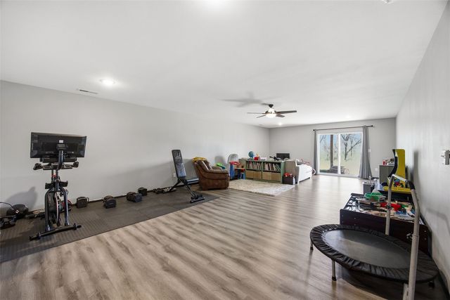 1410 Legend Drive, Tiffin, IA 52340