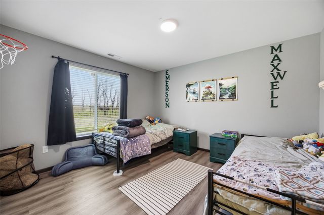 1410 Legend Drive, Tiffin, IA 52340