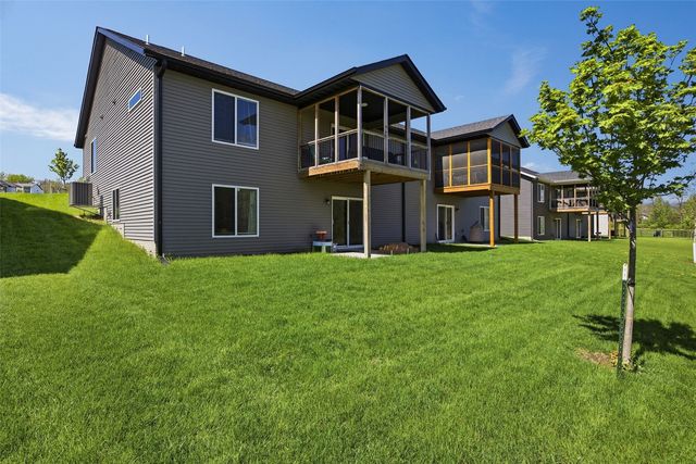 1410 Legend Drive, Tiffin, IA 52340
