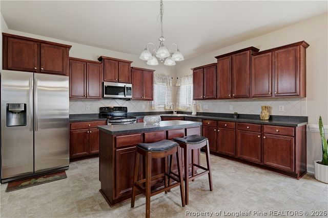 3608 Castlefield Lane, Fayetteville, NC 28306