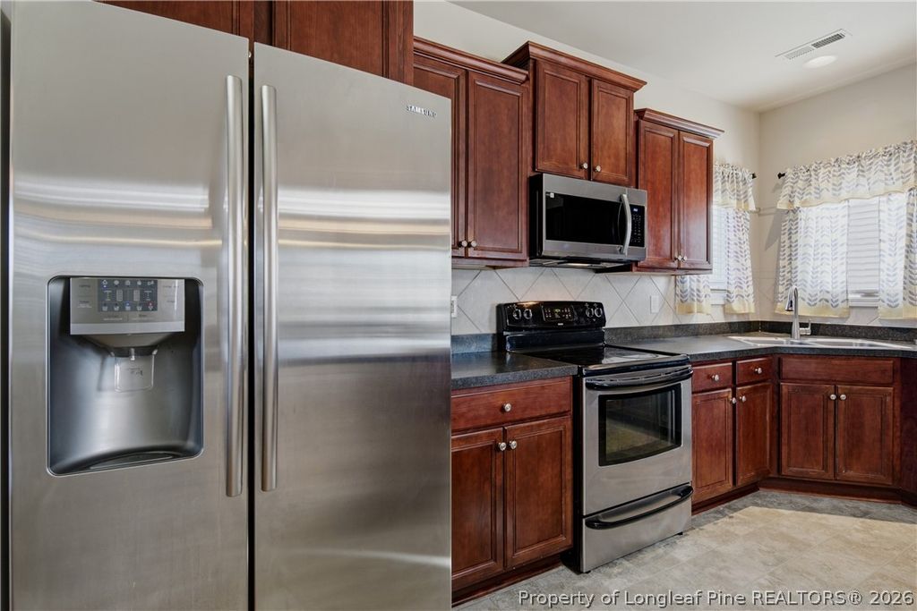 3608 Castlefield Lane, Fayetteville, NC 28306 — photo 15