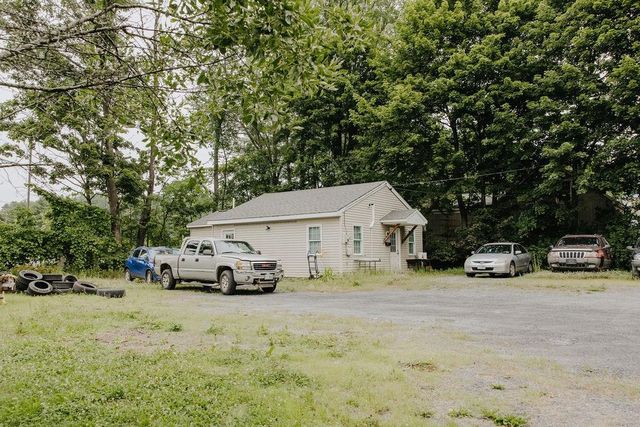 4 First Street, Claremont, NH 03743