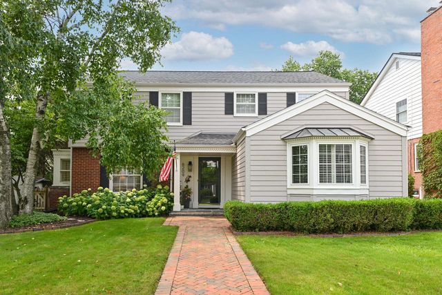6209 N Berkeley BOULEVARD, Whitefish Bay, WI 53217
