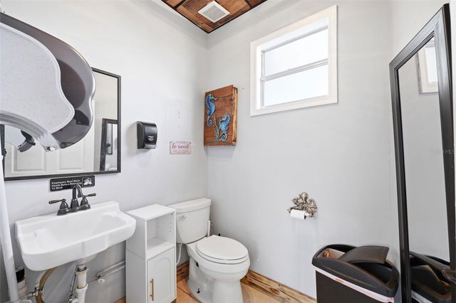 531 ATHENS STREET, Tarpon Springs, FL 34689