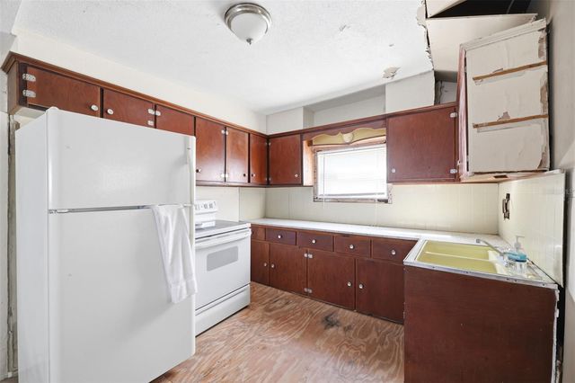 531 ATHENS STREET, Tarpon Springs, FL 34689