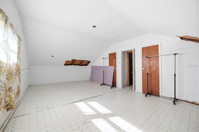 531 ATHENS STREET, Tarpon Springs, FL 34689