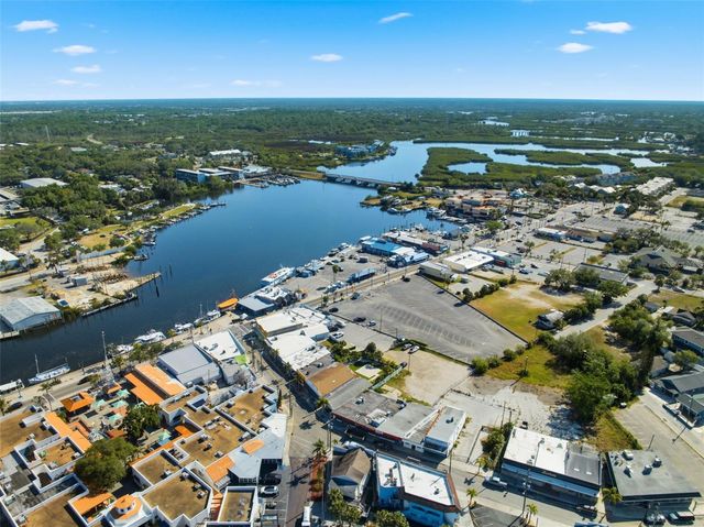 531 ATHENS STREET, Tarpon Springs, FL 34689