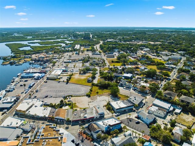 531 ATHENS STREET, Tarpon Springs, FL 34689