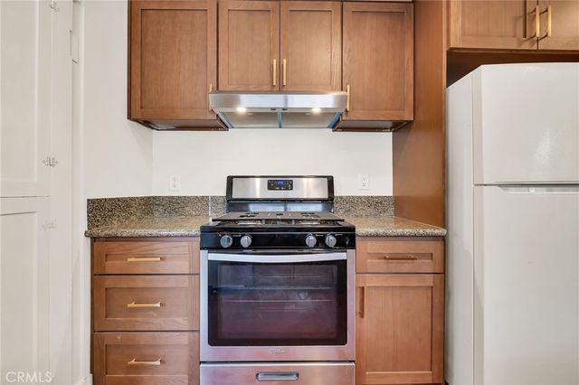 809 E Colton, Redlands, CA 92374