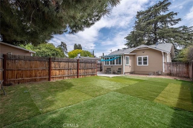 809 E Colton, Redlands, CA 92374
