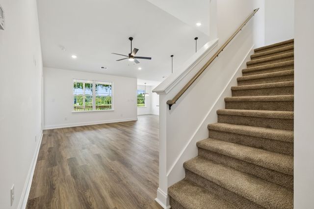 100 Morgan Lane, Dickson, TN 37055