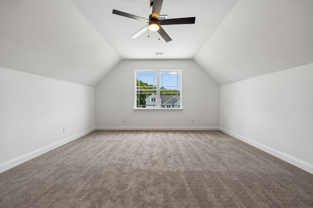 100 Morgan Lane, Dickson, TN 37055