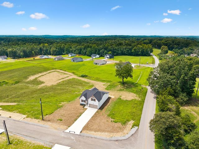 100 Morgan Lane, Dickson, TN 37055