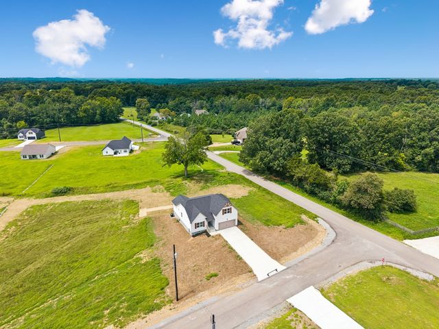 100 Morgan Lane, Dickson, TN 37055