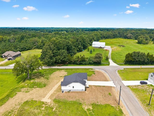100 Morgan Lane, Dickson, TN 37055