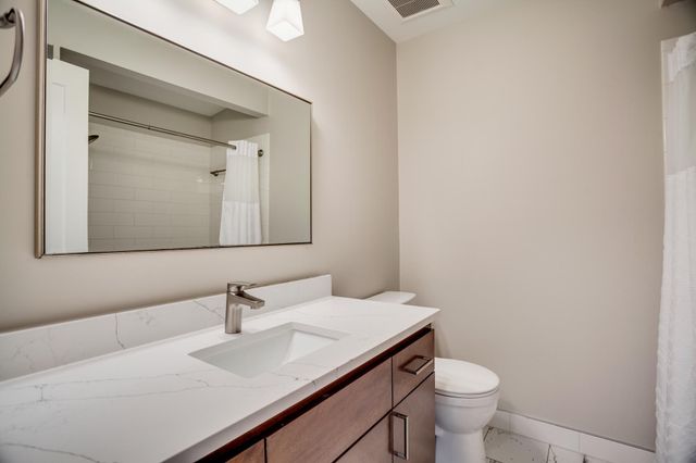 3546 Pilgrim Lane N, Plymouth, MN 55441