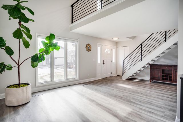 3546 Pilgrim Lane N, Plymouth, MN 55441