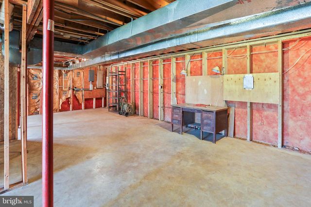 225 PINE GROVE RD, Bluemont, VA 20135