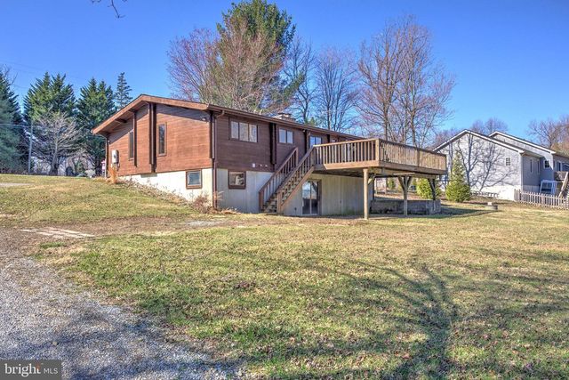 225 PINE GROVE RD, Bluemont, VA 20135