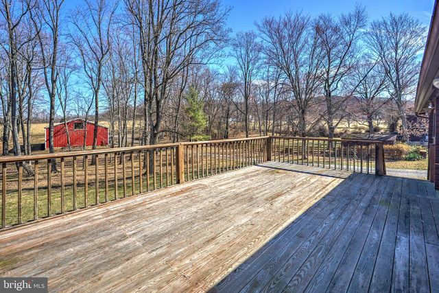 225 PINE GROVE RD, Bluemont, VA 20135