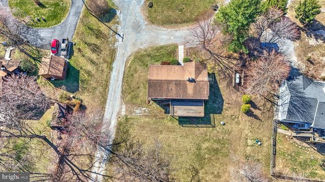 225 PINE GROVE RD, Bluemont, VA 20135