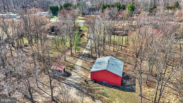 225 PINE GROVE RD, Bluemont, VA 20135