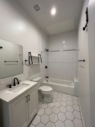 3012 Clover 101, Dallas, TX 75226