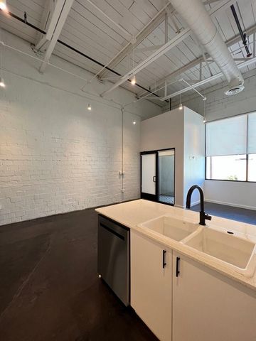 3012 Clover 101, Dallas, TX 75226