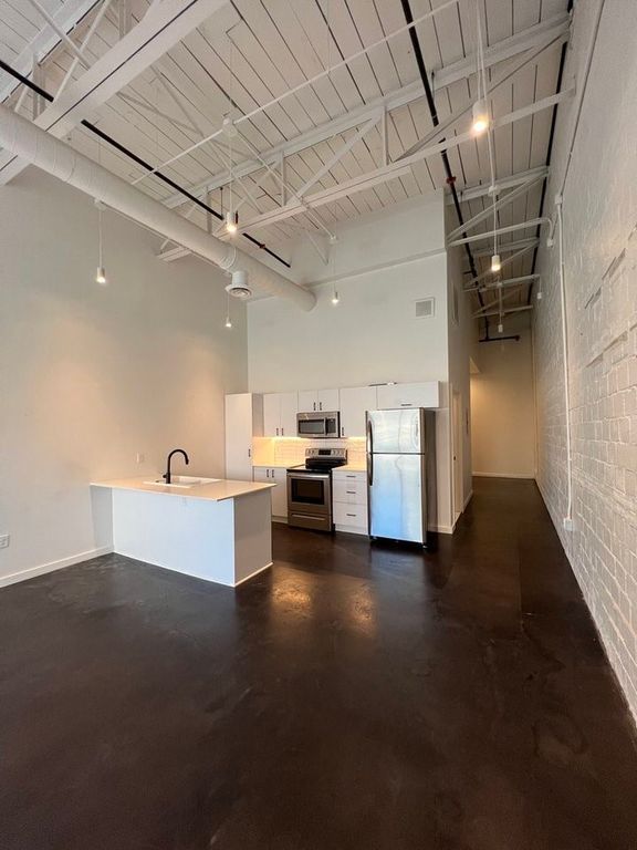 3012 Clover 101, Dallas, TX 75226
