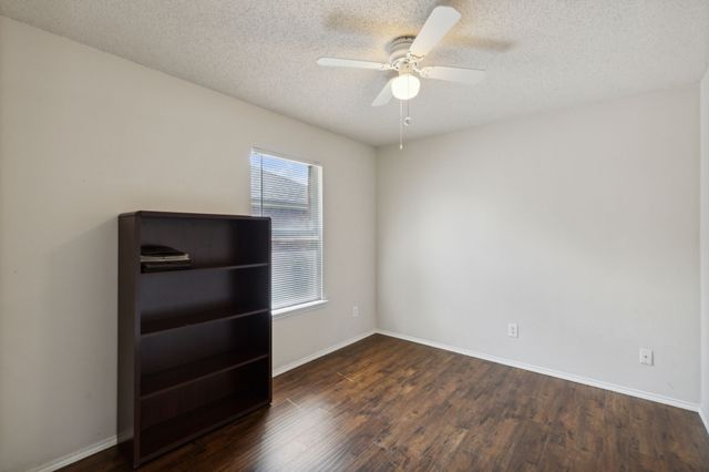 9916 Nixon Drive, Mckinney, TX 75072