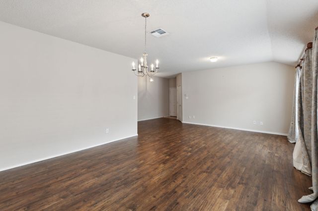 9916 Nixon Drive, Mckinney, TX 75072