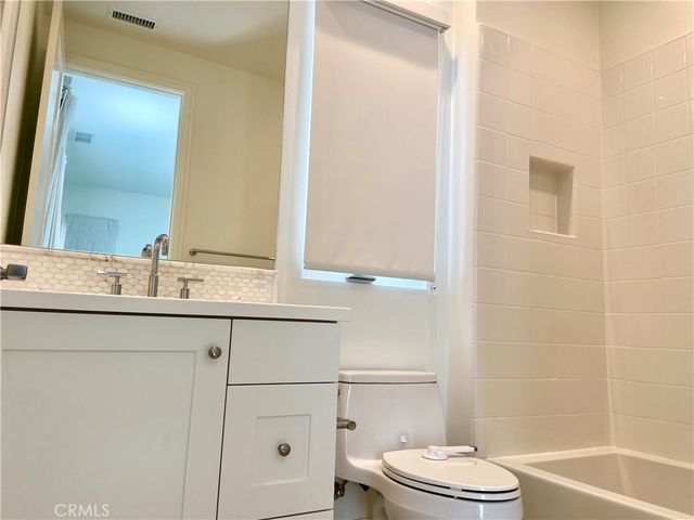 203 Fiore, Irvine, CA 92602