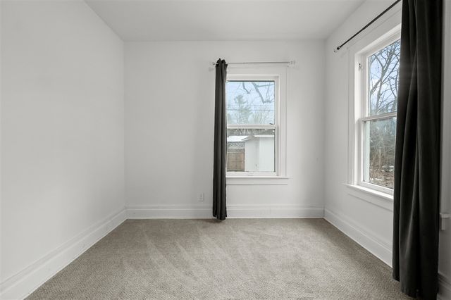 1314 Clinton Avenue, Kalamazoo, MI 49001