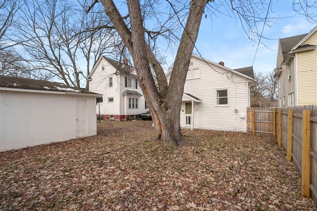 1314 Clinton Avenue, Kalamazoo, MI 49001