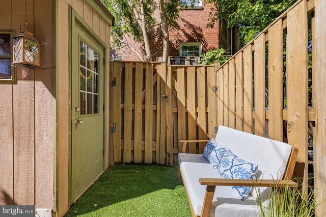 1735 CAMERON ST, Alexandria, VA 22314