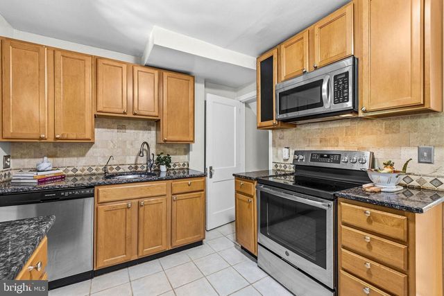 1735 CAMERON ST, Alexandria, VA 22314