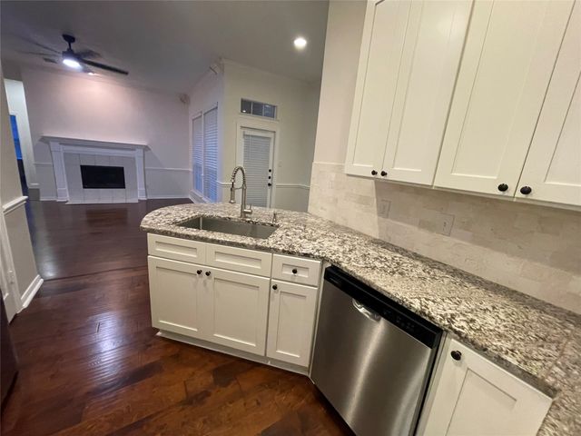 1829 Trail Ridge Lane, Flower Mound, TX 75028