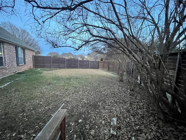 1829 Trail Ridge Lane, Flower Mound, TX 75028