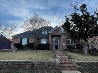 1829 Trail Ridge Lane, Flower Mound, TX 75028