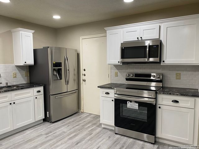 13303 PECAN GLADE, San Antonio, TX 78249