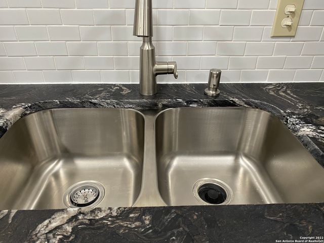 13303 PECAN GLADE, San Antonio, TX 78249